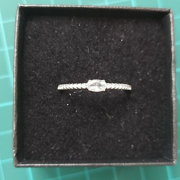 925 Silver Platinum Plated Love Ring - Picture 6 of 6